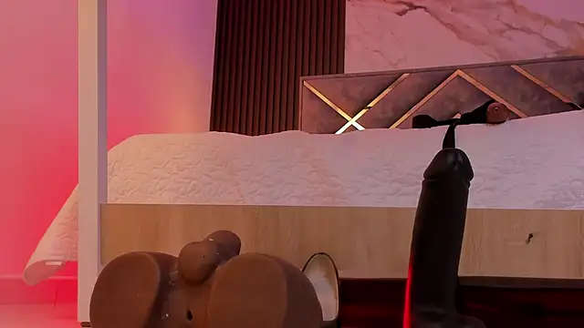 MissKathyfox Adlı Modelin Canlı XXX Sohbeti