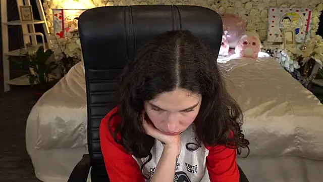 دردشة BabyFlowerr الجنسية المباشرة