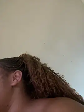 Chat XXX en directo de Bootyfulbarbiie