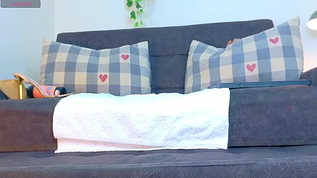 RiriiBrunette__'s Live XXX Chat