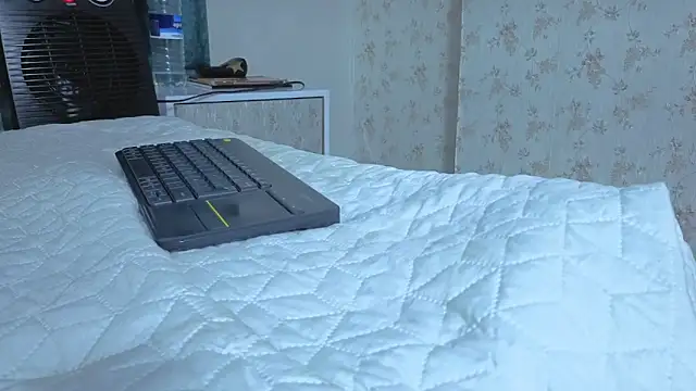 Emma_Foxi – webcam-show