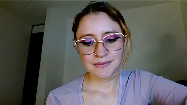 Juls_winter_'s Live XXX Chat