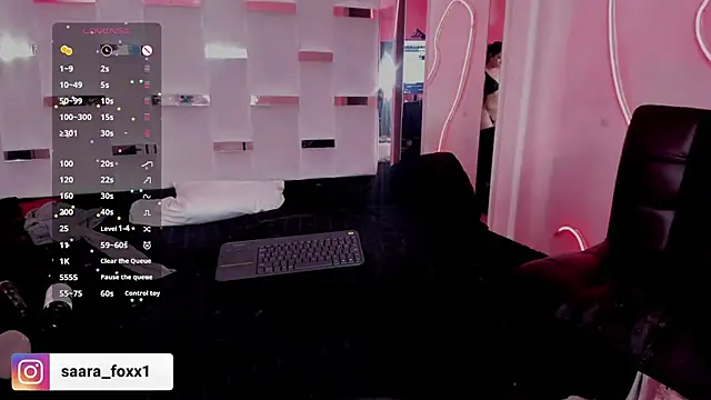 دردشة Sara_Foxx1 الجنسية المباشرة