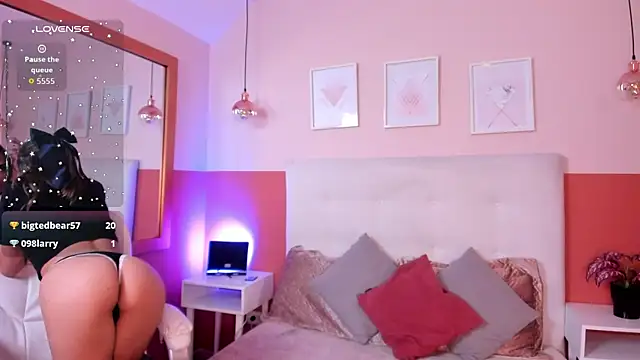 Онлайн чат XXX _Sophie__miller