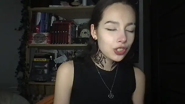 Yuna5343 লাইভ XXX চ্যাট