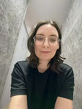 The_Snowwhitee Show Webcam