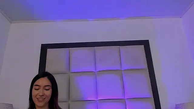 Naomi-Harunoのウェブカメラショー