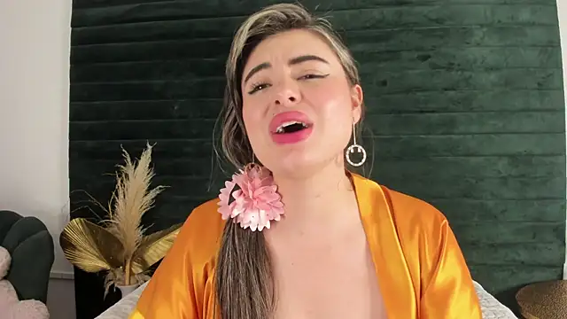 Chat +18 de LiliCarterm ao vivo