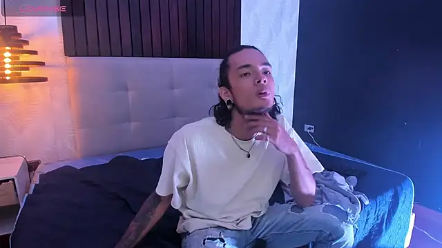 Онлайн чат XXX Skinny_Mac