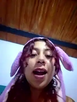 Chat +18 de alejitaaa_machaadoo ao vivo