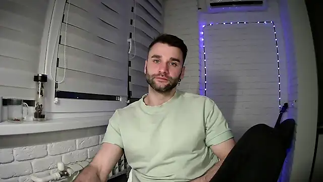 DaddySlava Live XXX Chat