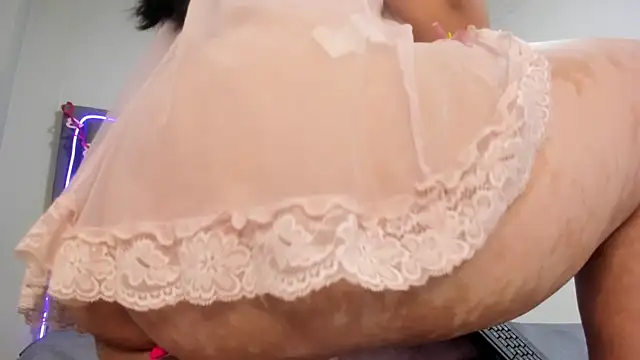 Živý XXX chat emma_lye