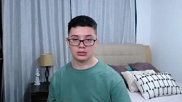 BlackFoXXX69のライブXXXチャット