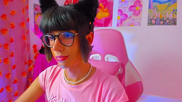 Czat XXX na żywo – Madeline_21