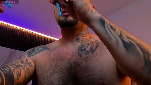 NICK_OWEEN26のライブXXXチャット