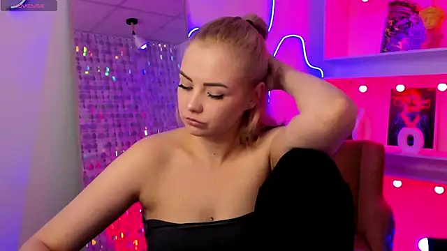 دردشة StephanieSweety الجنسية المباشرة