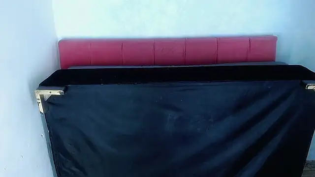 XXX chat uživo modela aimy_caicedocm