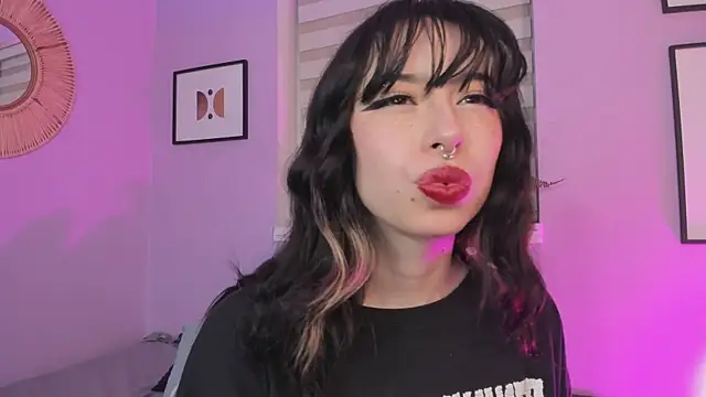 Chat +18 de _Judaline_ ao vivo