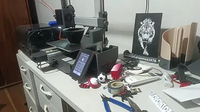 Mineirinho44 – Live XXX-chat