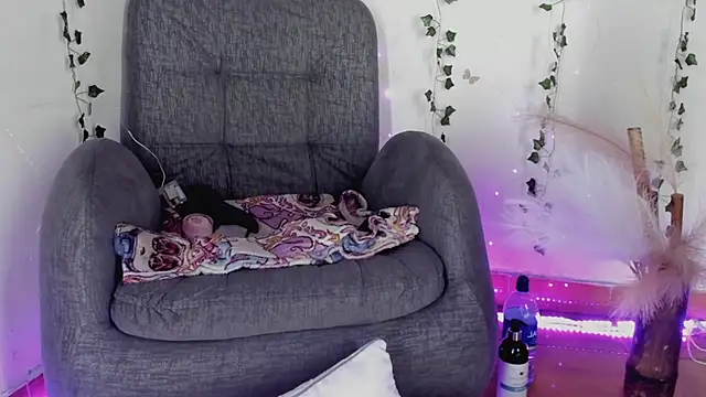 saray__jones 现场XXX聊天