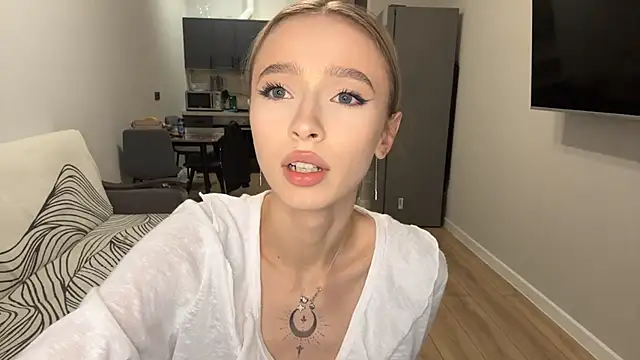 ClonedAge 网络视讯表演