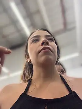 Hall_16 Live XXX-Chat