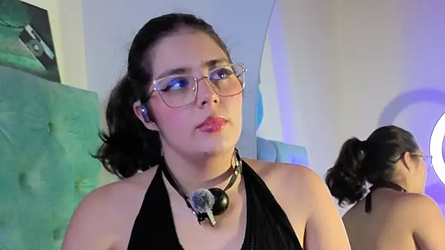 Paola_Lyon_ – Live XXX-chat