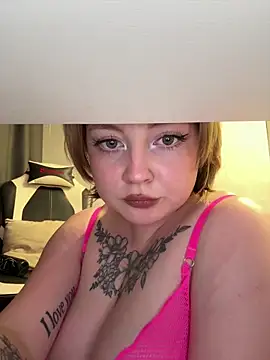 Czat XXX na żywo – EmmySuiyugh