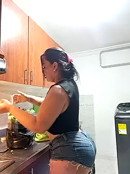 katherineFostel – Naživo XXX chat