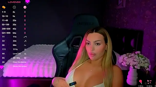 عرض كام Ayla__Demir