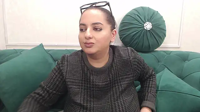 BustyAllyy Webcam show