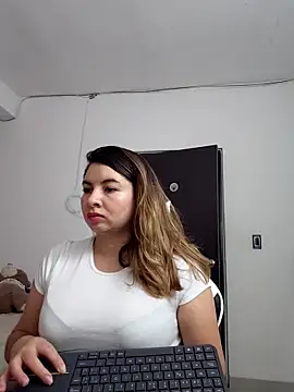 __Emma__11__Lecat_ 即時 XXX 聊天