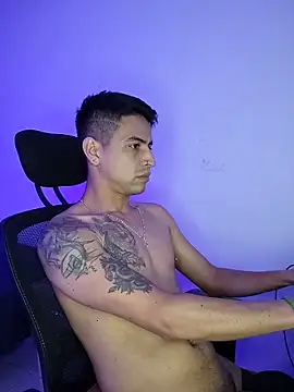 Juann-cockのライブXXXチャット