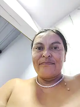 Horny-Mommy-Dirty Webcam-Show