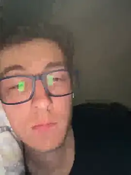 Show modela Anton2026 na web-kameri