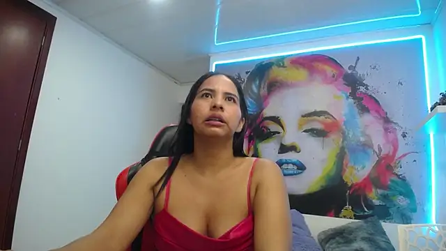 nicol_ross19のライブXXXチャット