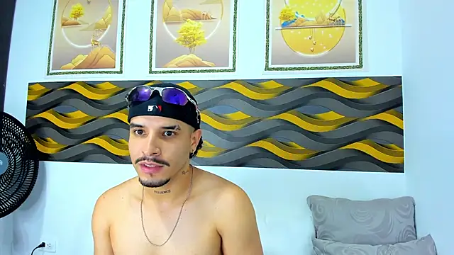 Chatroom XXX en direct de Leon_Hotx