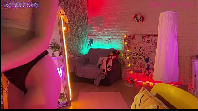 altertyan's Live XXX Chat