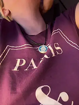 Živý XXX chat LaRa_forU