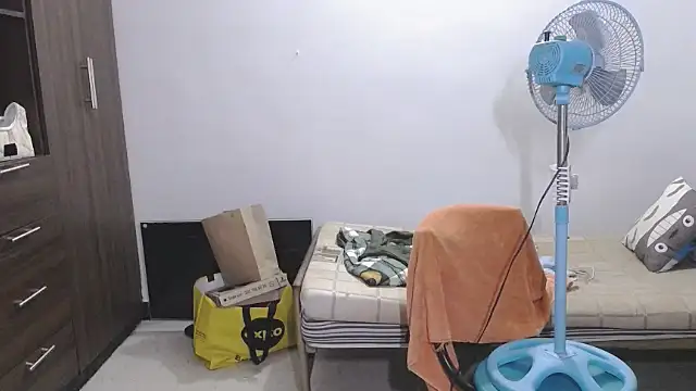 Mirage_Sertori Adlı Modelin Web Kamerası Şovu