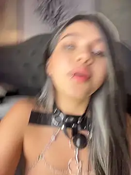 LolliePopsXXX élő XXX-chatje