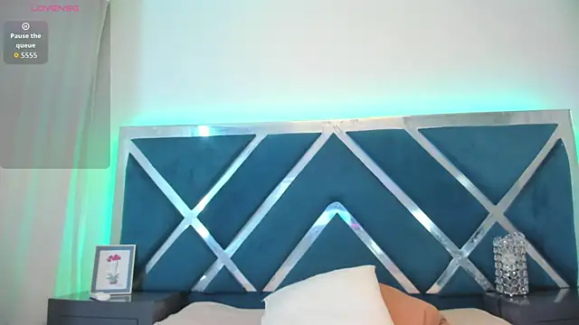 LucineArias: онлайн-секс-чат