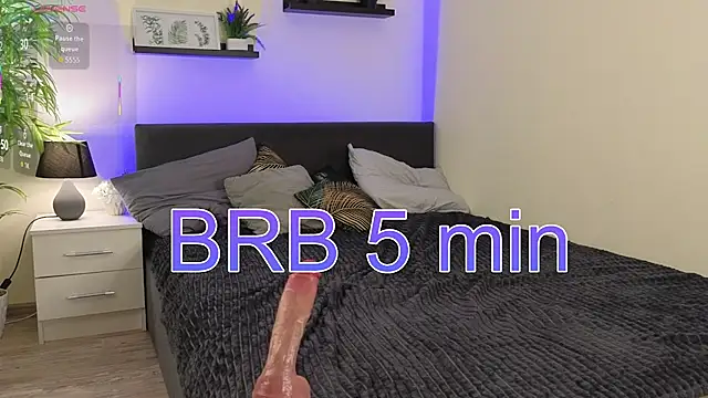 XXX chat uživo modela Kary_Outly