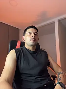 TroyeSavage Live XXX-Chat