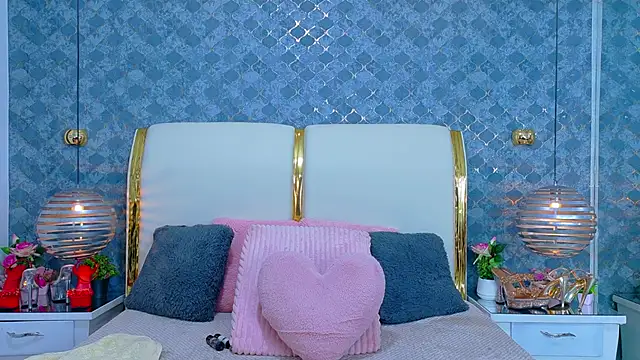 MarilynVega1: онлайн-секс-чат