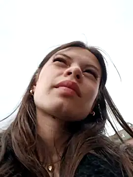 _Isabella-7's Live XXX Chat