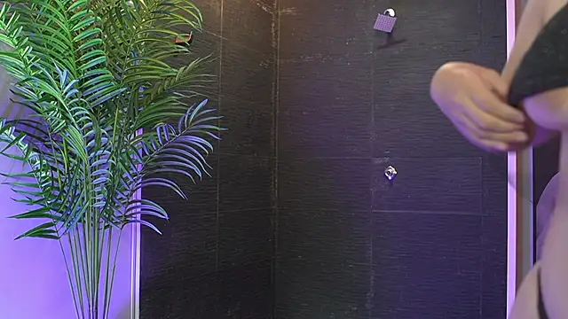 Tayler_Kim লাইভ XXX চ্যাট