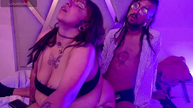 Tattoo_edbosses Show in webcam