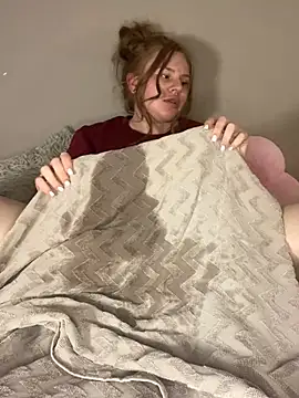 RedFoxQueen élő XXX-chatje