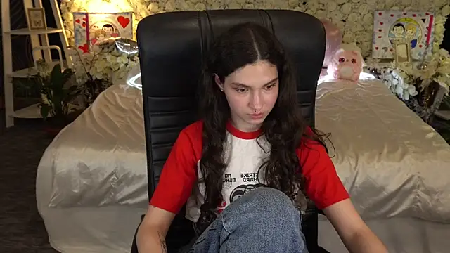 BabyFlowerr: απευθείας συνομιλία ΧΧΧ